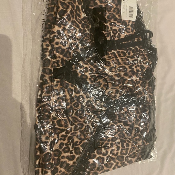 Fashion Nova PJ set NWT - Picture 6 of 10